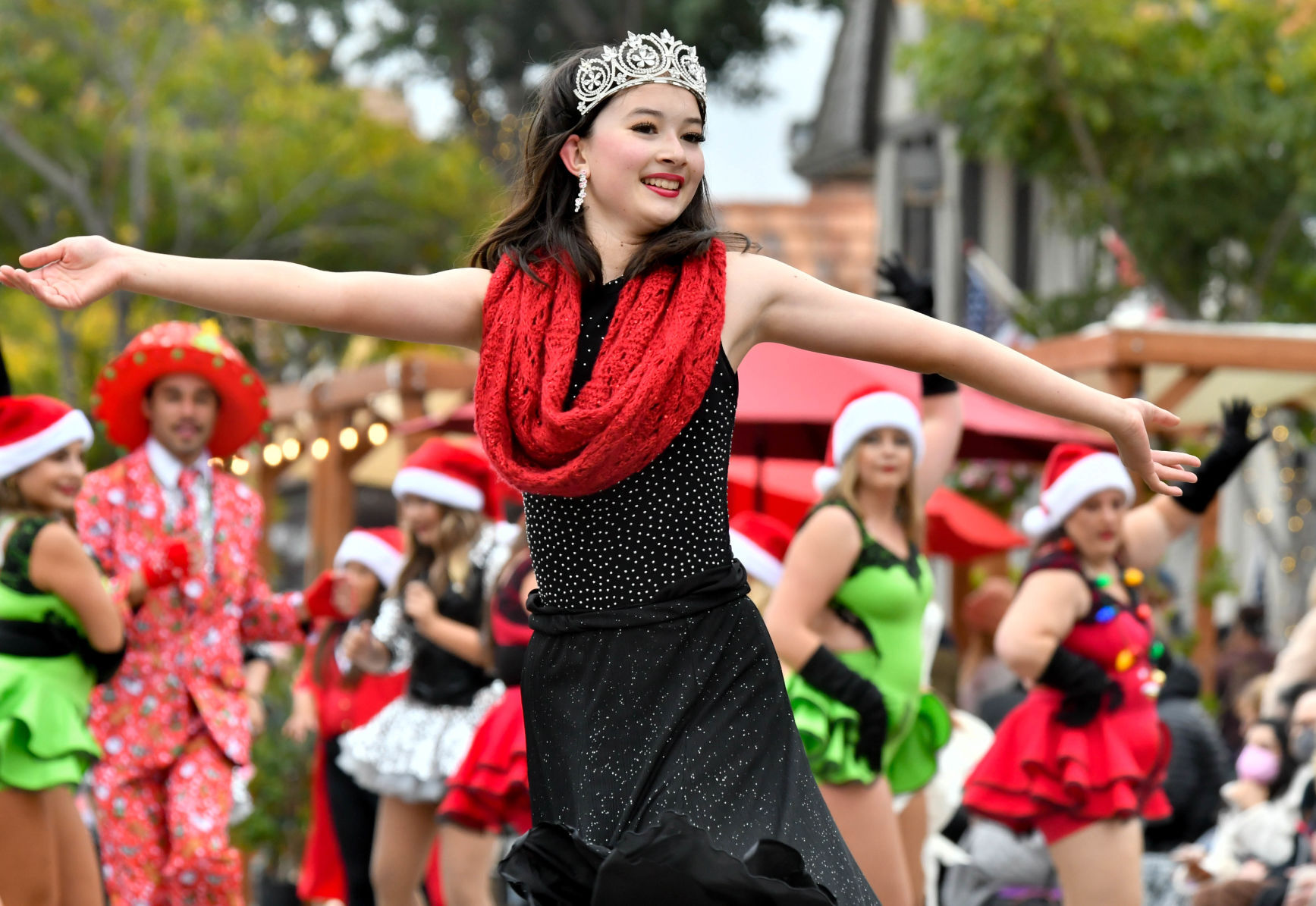120421 Solvang parade 37.JPG